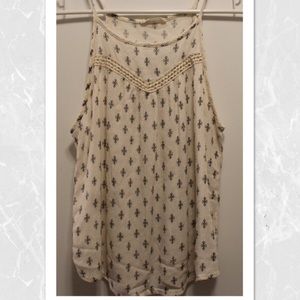 Cream flowy tank top